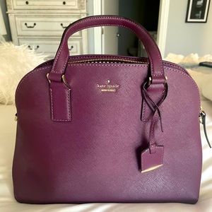 Kate spade hand bag with optional long strap.